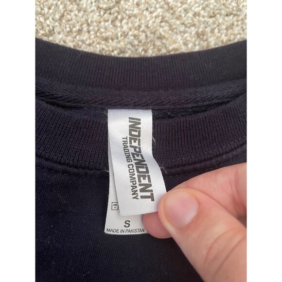 Sweet Tea Crewneck - Picture 3 of 4